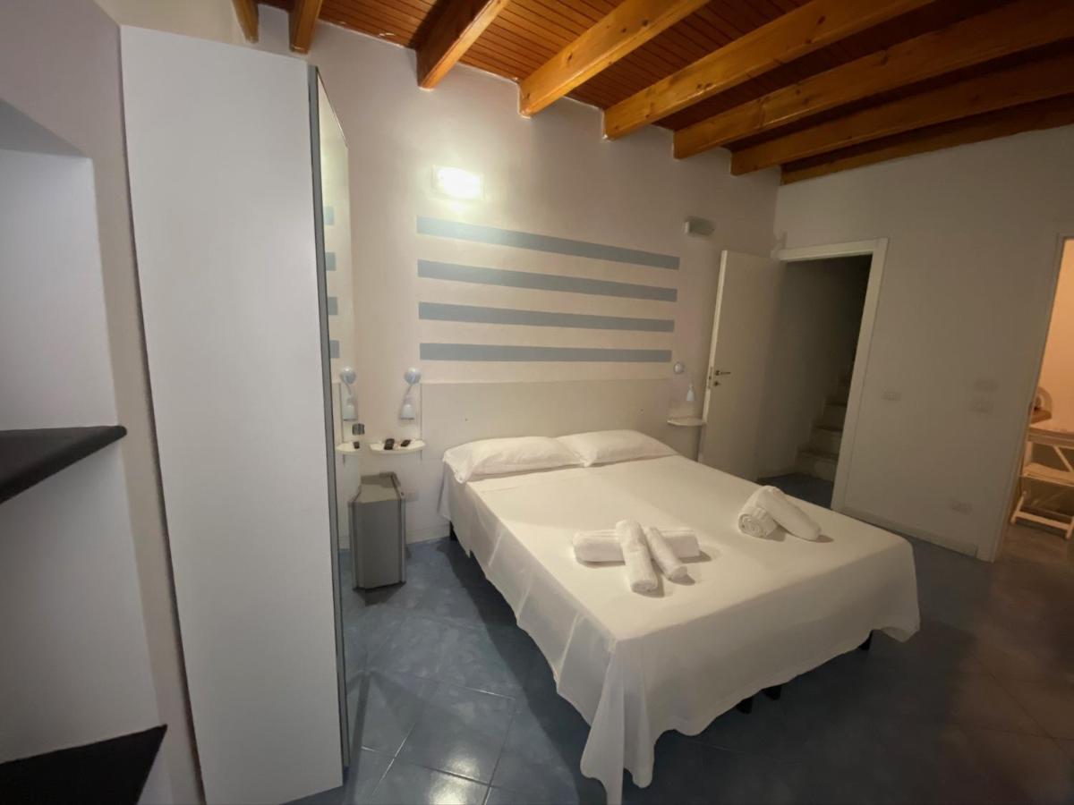 Carugio Rooms Вернацца Екстер'єр фото